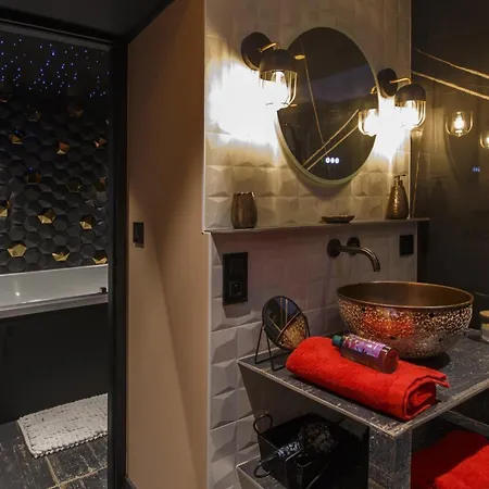 Loft-room Luxueuse Avec Jacuzzi